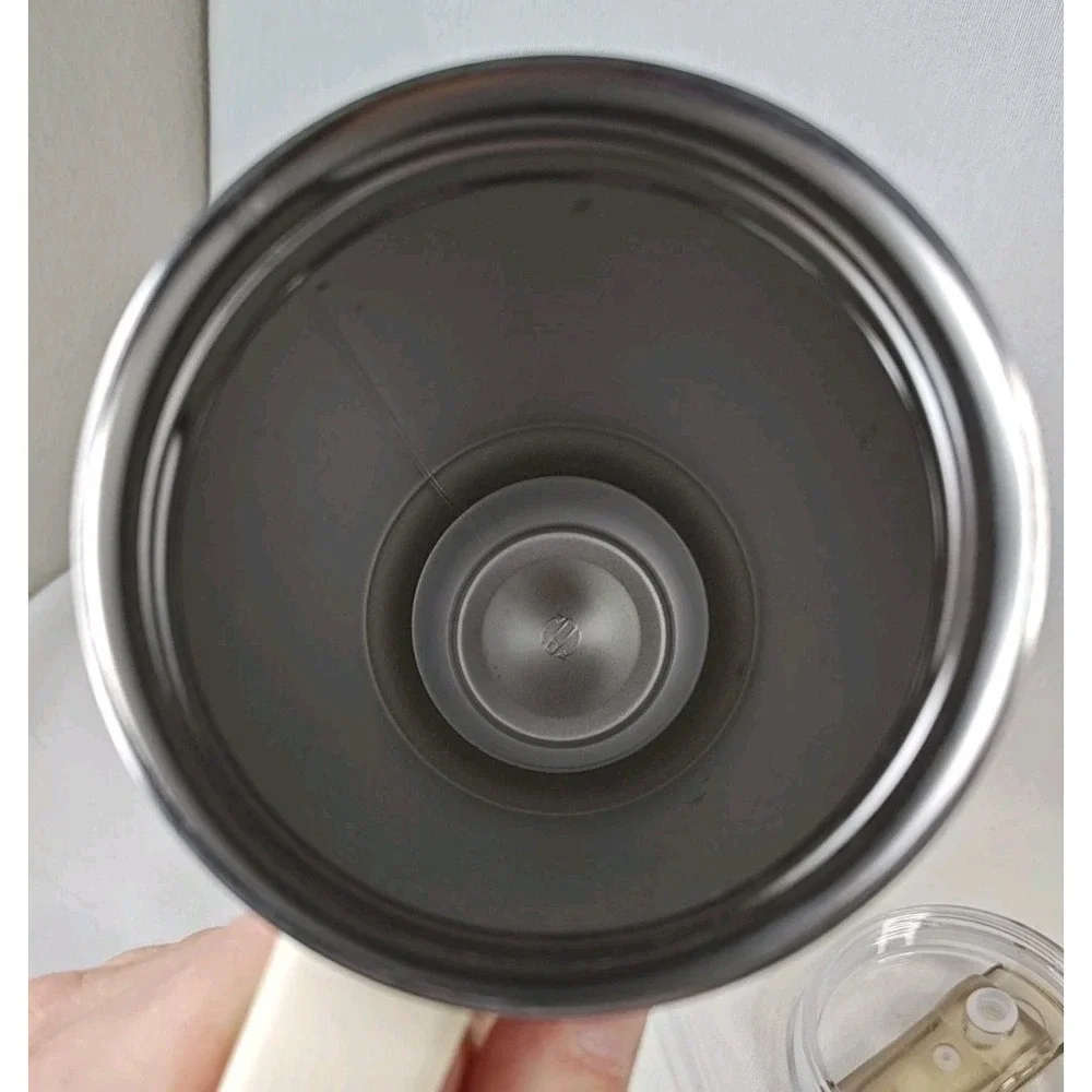 New STANLEY Quencher ProTour H2.0 Tumbler with Handle and Straw 40 oz Cream - Picture 5 of 9